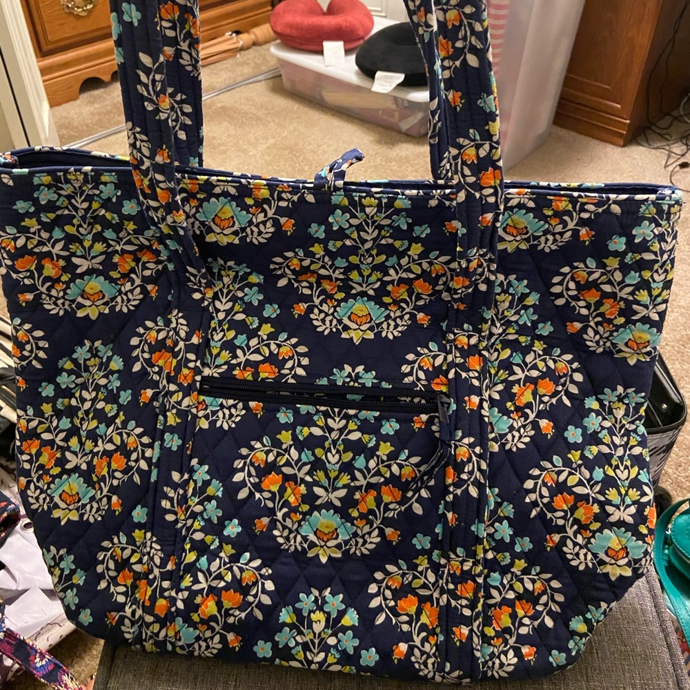 Vera Bradley travel bag